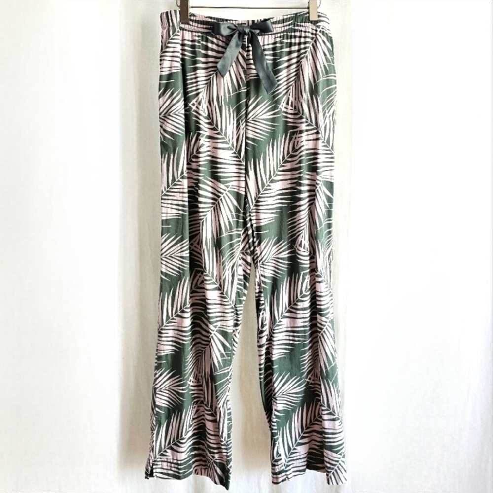 Victoria's Secret Green Plant Pattern Pajama Pants